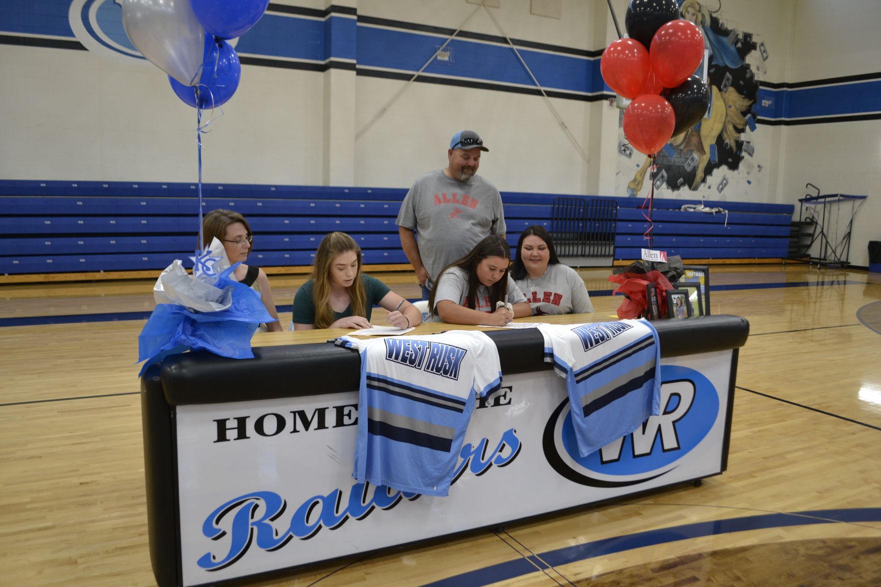 Lady Raider signing